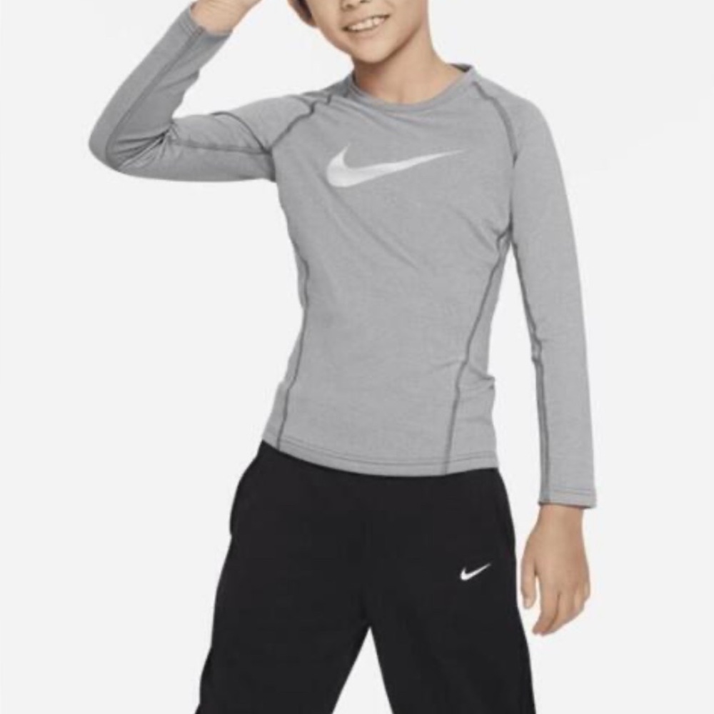 Nike Kids Gray t-shirt sport  Long Sleeve  dri-fit